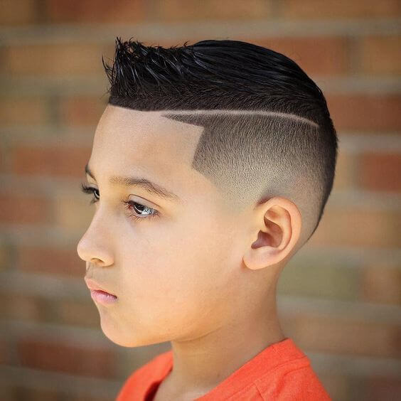 Corte de cabelo masculino com risquinho