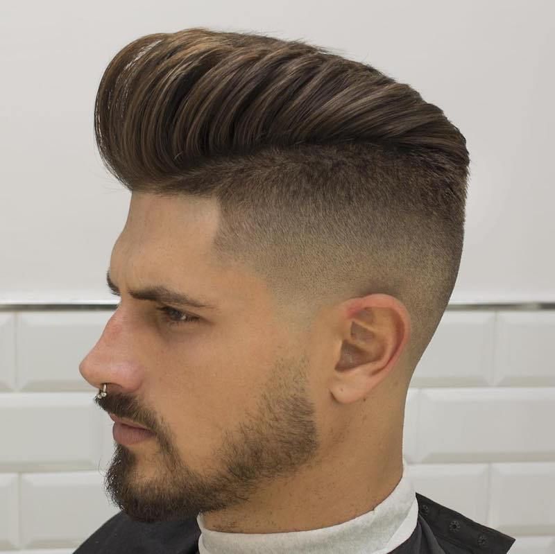 Corte de cabelo degradê Pompadour