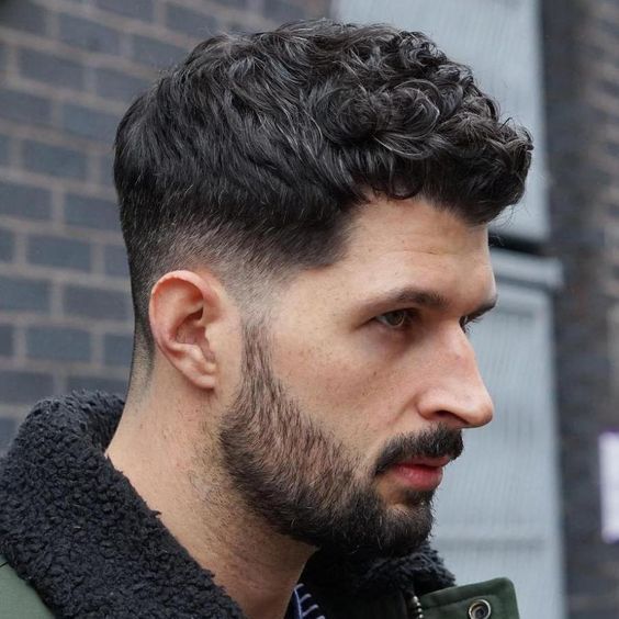 Corte de cabelo masculino 2021 Cacheado Corte de cabelo masculino 2021 Cacheado