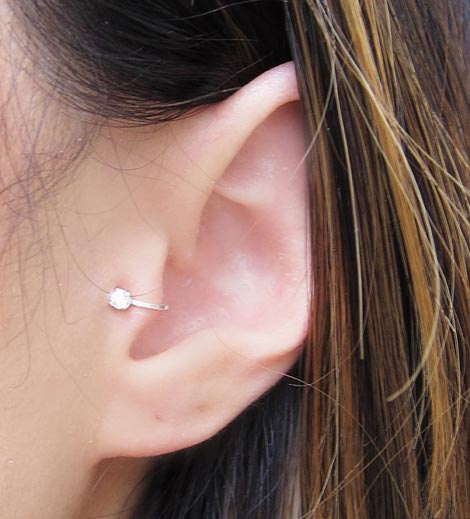 piercing na orelha tragus