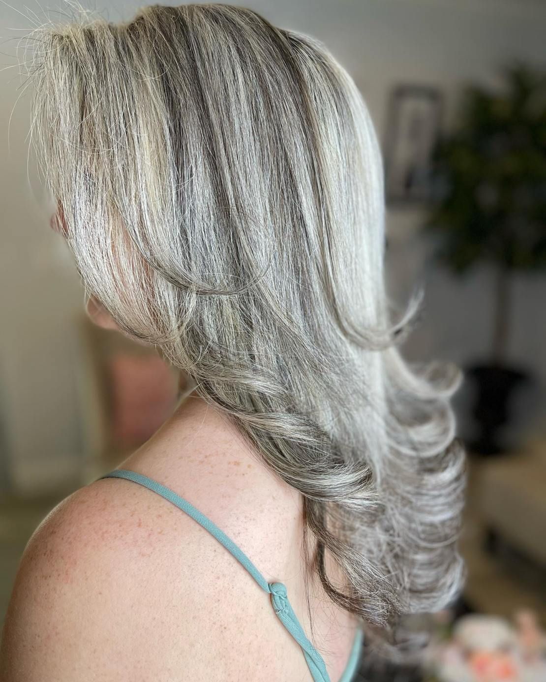 cabelo longo em camadas