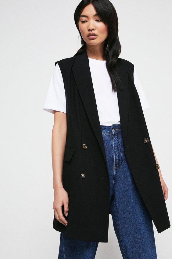 Modelagem Oversized - colete de alfaiataria
