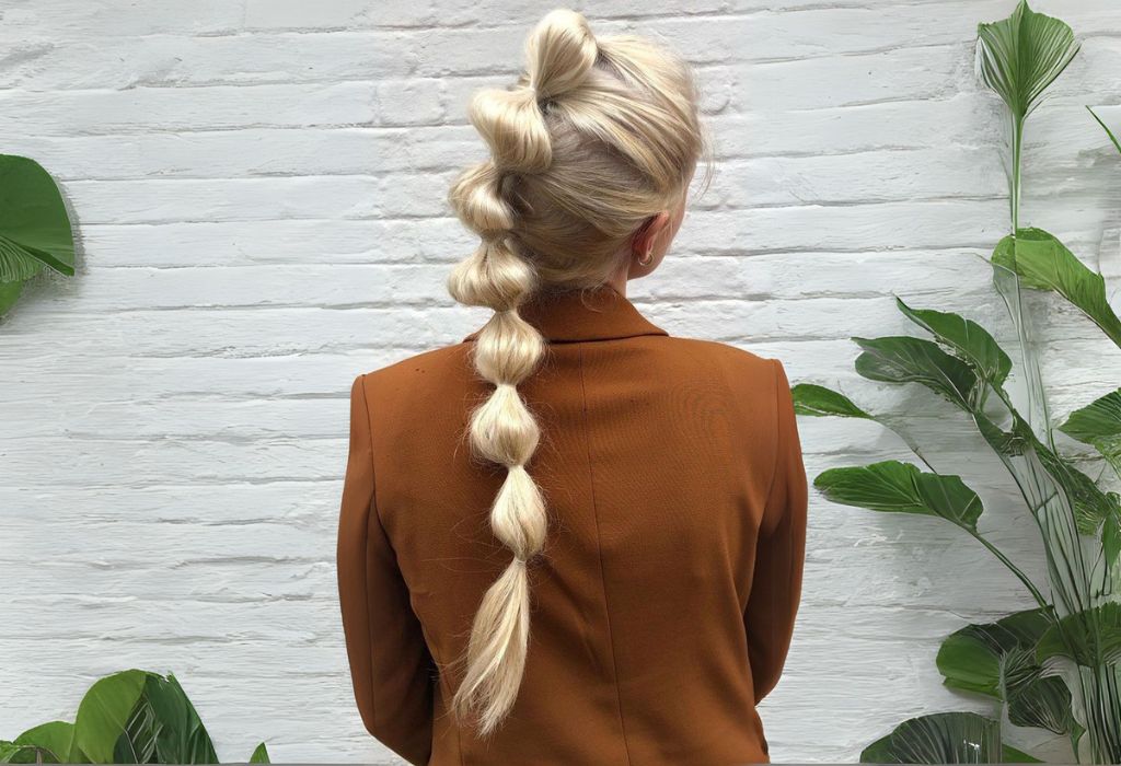 Penteado simples para carnaval rabo de cavalo com elásticos