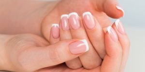 Erros ao fazer unhas francesinha