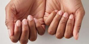 Fibra, gel ou polygel descubra qual é o melhor para unhas fracas