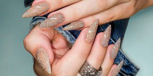 Melhores alongamentos para unhas fracas e quais evitar