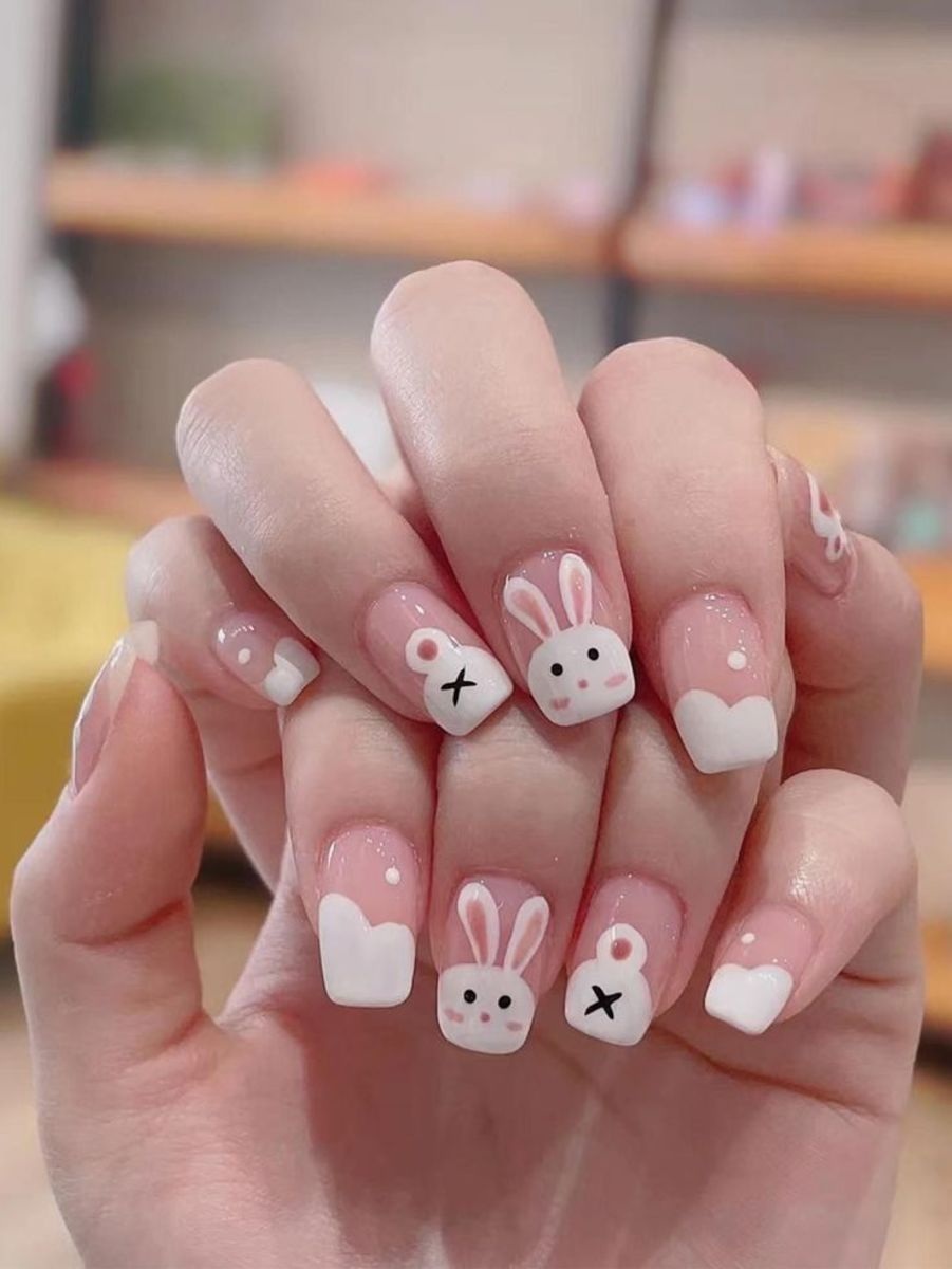 unhas com coelhinhos da páscoa