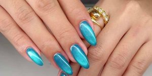 unhas azuis